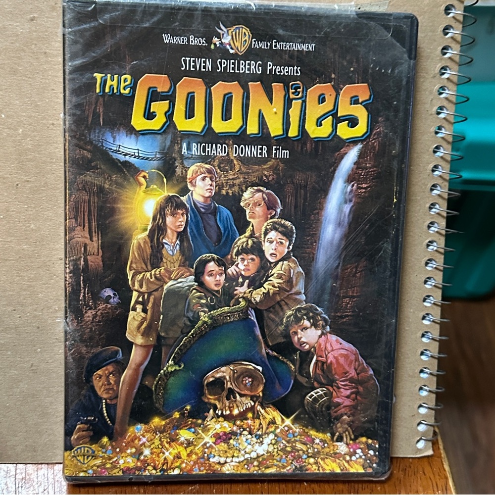 The Goonies DVD Sean Astin NEW Factory‎ Sealed